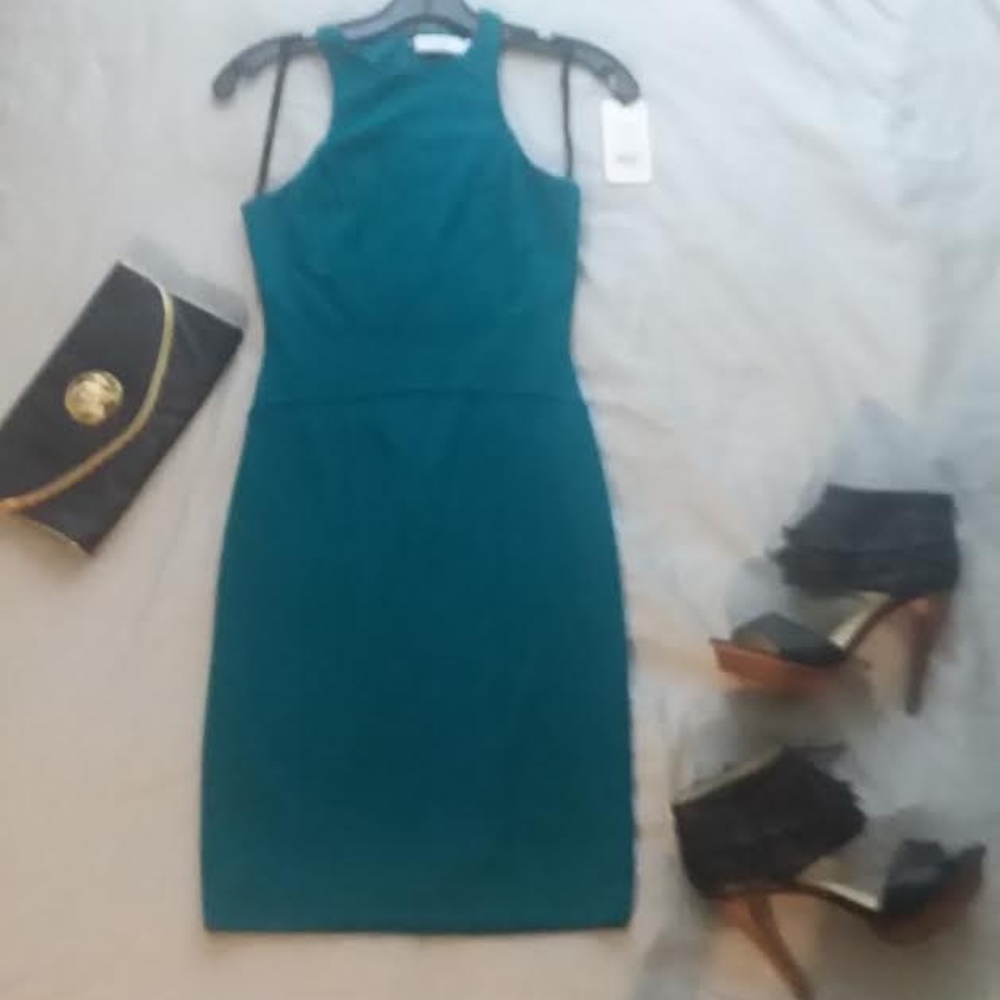Sleeveless halter turquoise bodycon dress